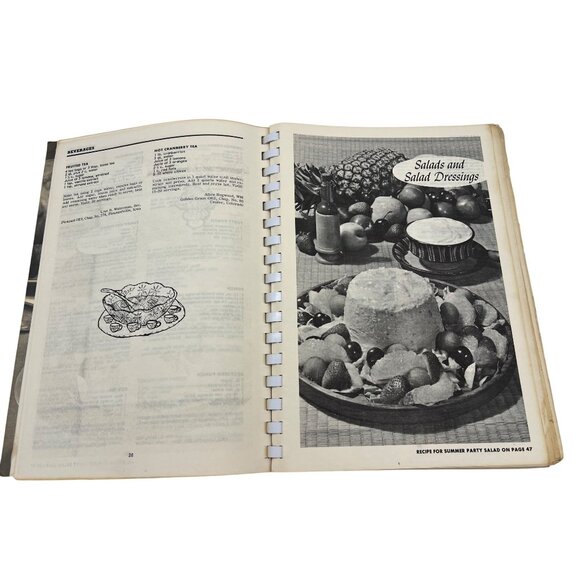 1965 Favorite Eastern Star Recipes Olde Family Favorites Cookbook, 2000 Recipes - Picture 5 of 10